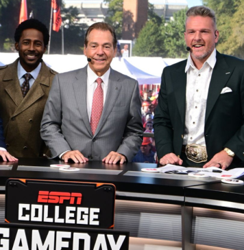 Pitt vs ND, Georgia vs Texas, USF at Navy — Where to Watch The College Football playoff PITT NOTRE DAME TEXAS SOUTH FLORIDA NAVY AND GEORGIA